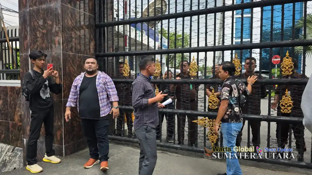 AMPH Sumut Gelar Aksi di Kejatisu, Desak Kejagung Tahan Mantan Jampidsus Febrie